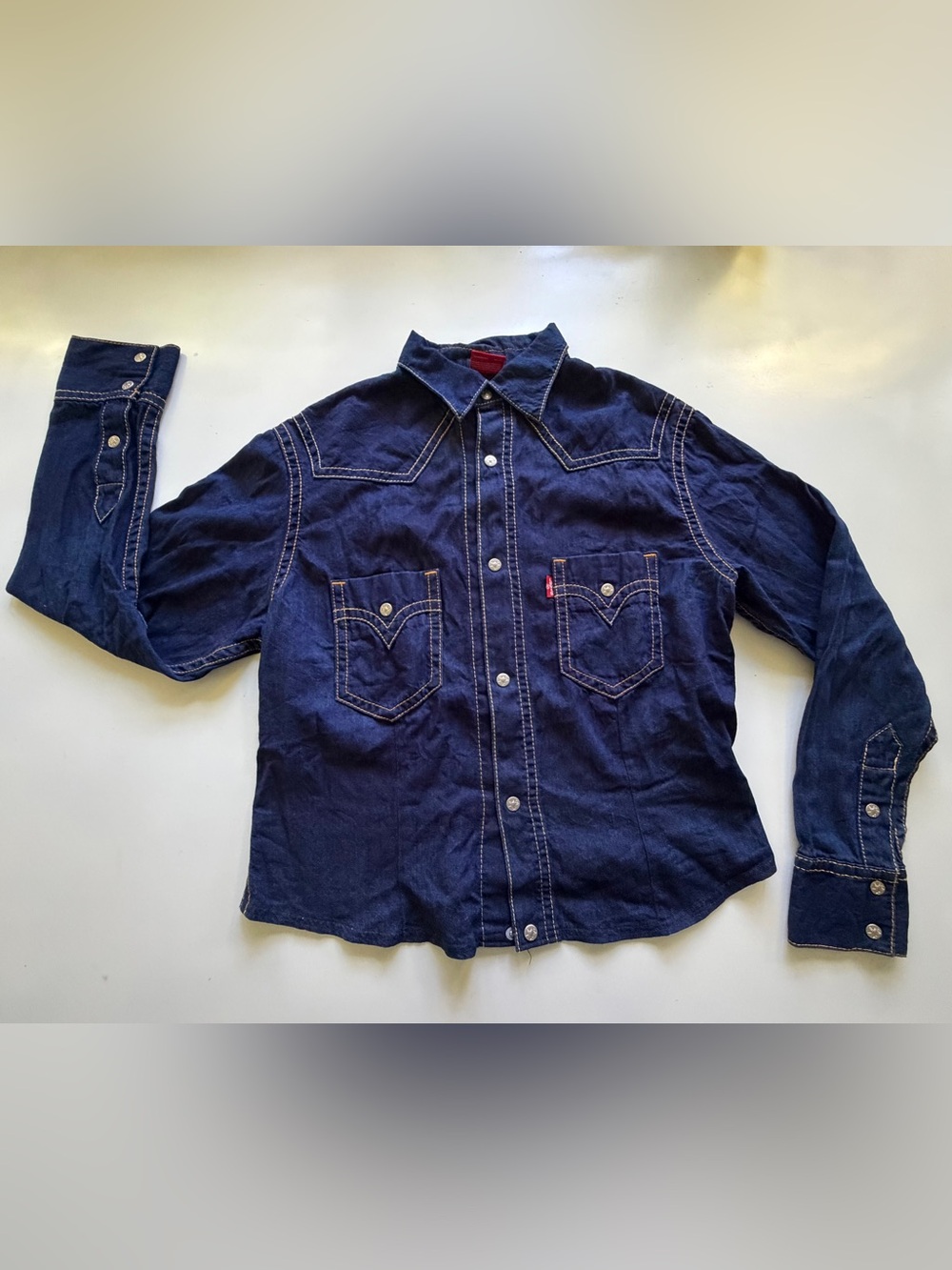 RaRe LEVI’S TYPE 1 ICONIC CoLLecTioN DENIM JEAN SHIRT S ReD TaB Mens Size L Snap